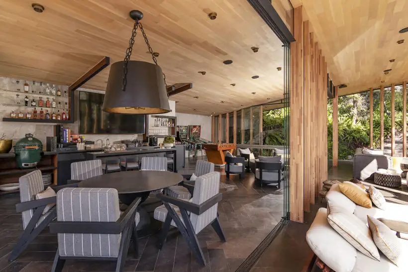 Hanging House · sala y comedor