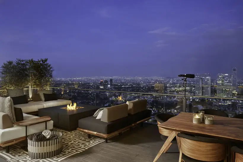 MR·V Flat · terraza